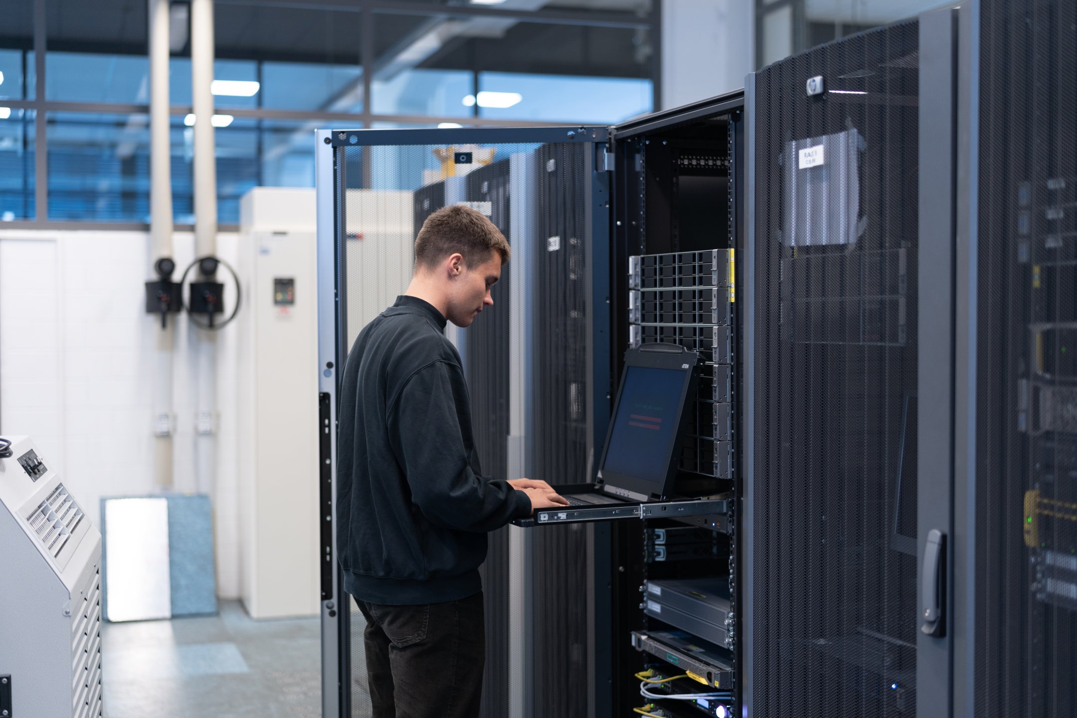 Indischer Informatiker Ausbildung Informatiker/in | RUAG